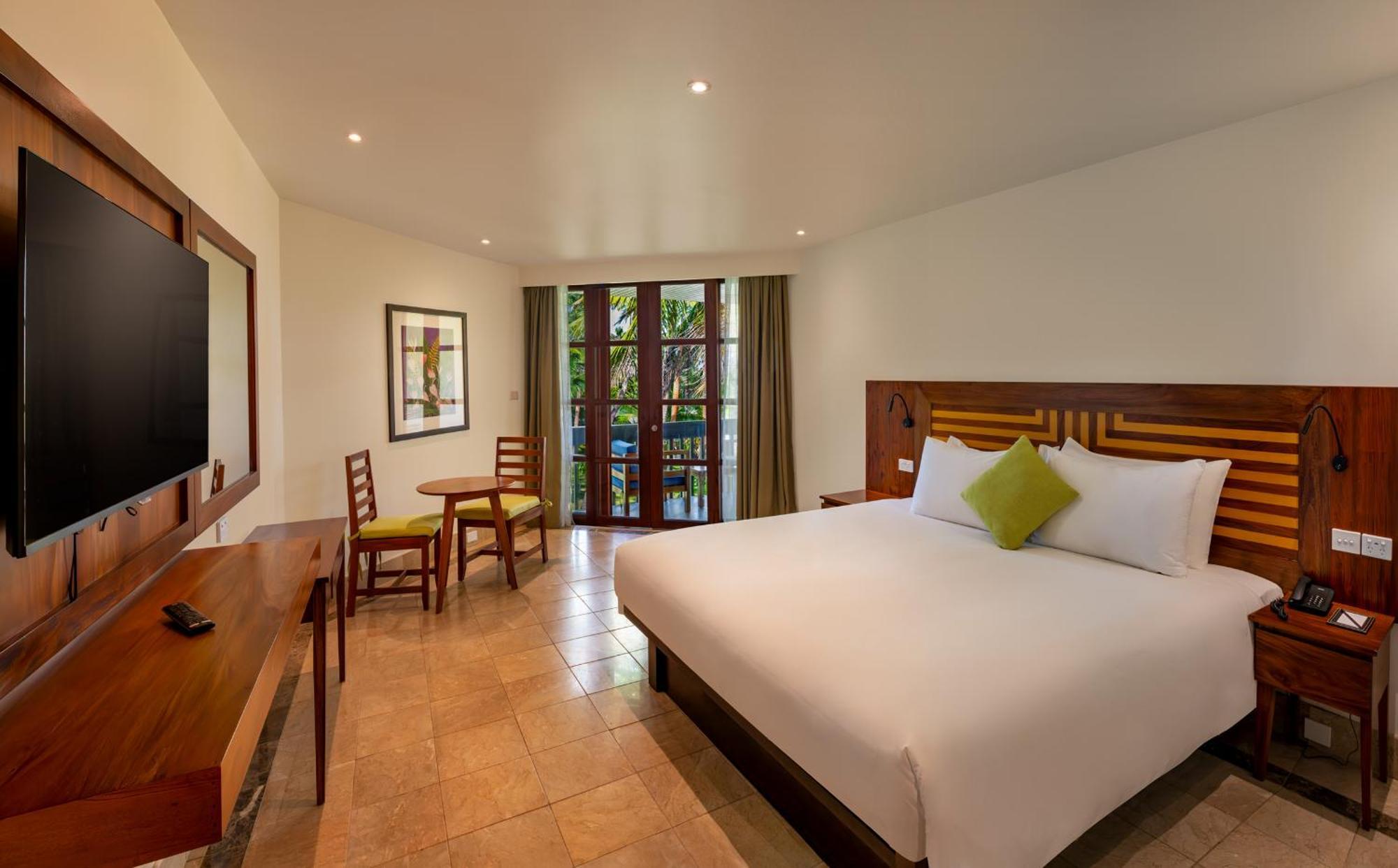 The Warwick Fiji Hotel Korolevu  Kültér fotó