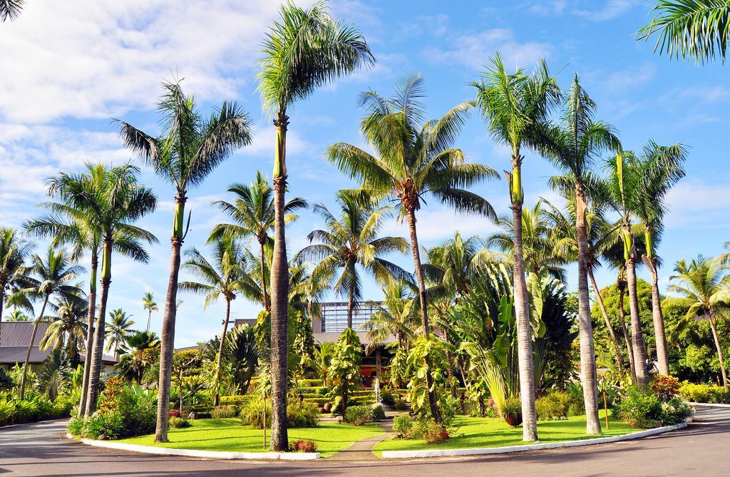 The Warwick Fiji Hotel Korolevu  Kültér fotó The University of the South Pacific, the largest university in the South Pacific