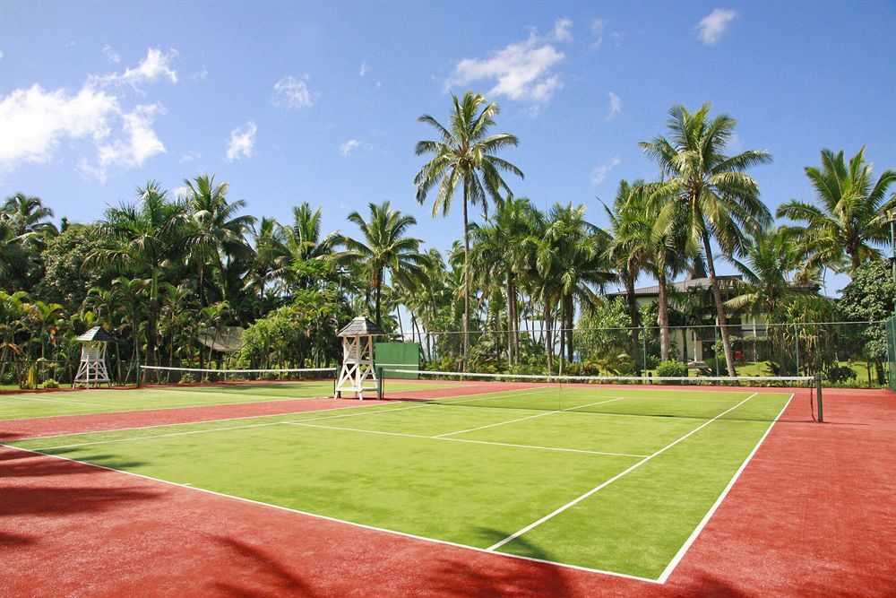 The Warwick Fiji Hotel Korolevu  Kültér fotó Tennis court at the resort
