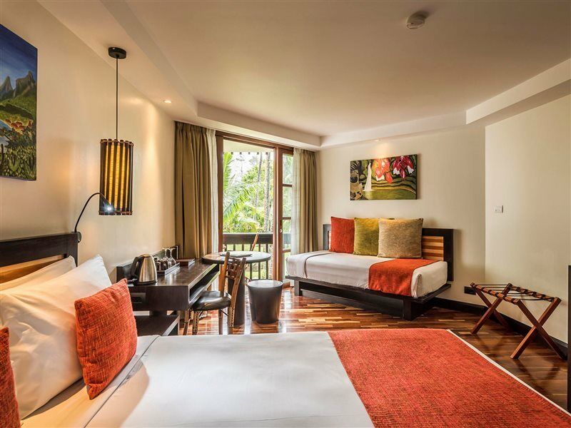 The Warwick Fiji Hotel Korolevu  Kültér fotó Deluxe Room